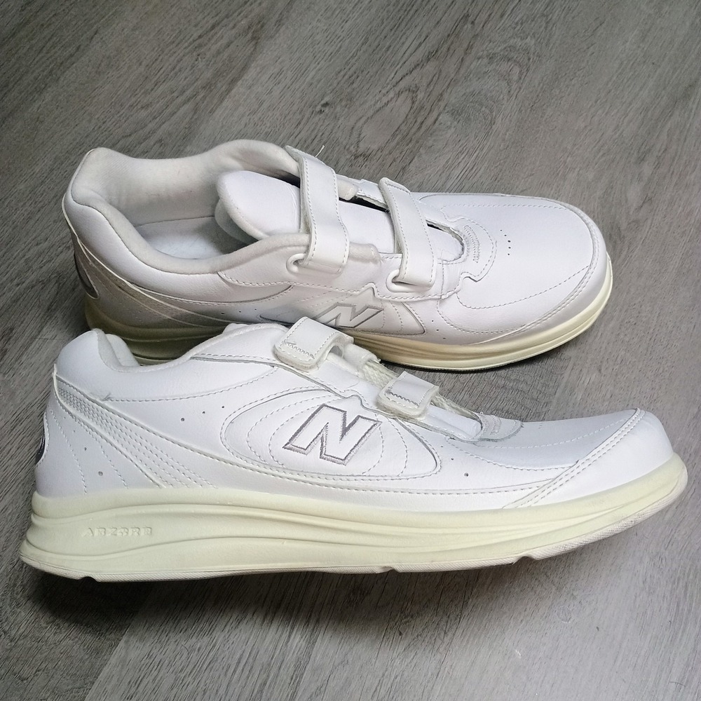 New Balance 577 Men's White Walking Shoe DSL-2 11.5 D